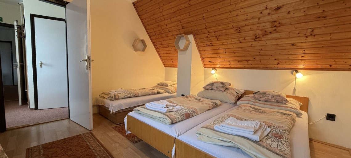 Székely Szállás Gyula - 16