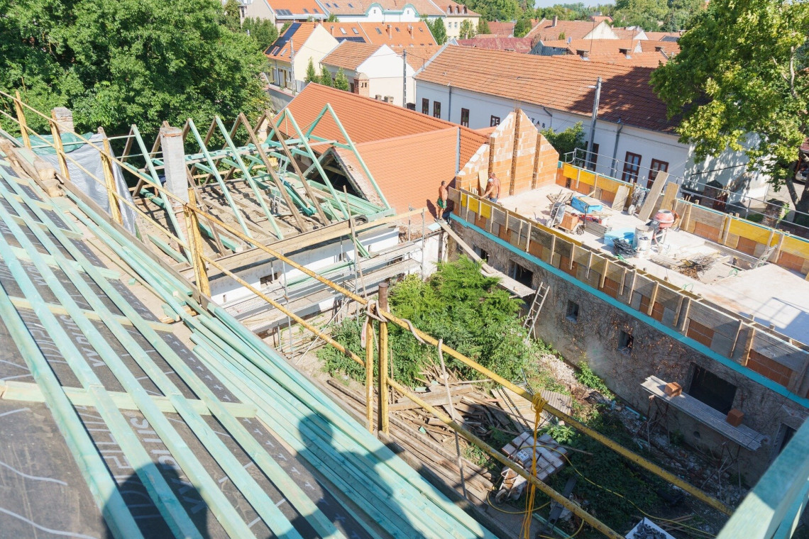 362691785_722685533204843_21223867_n