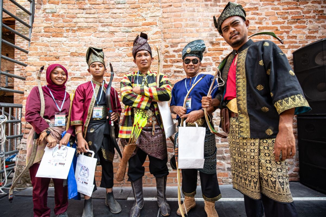 9915171f488a45afbf475c50ef8434e8