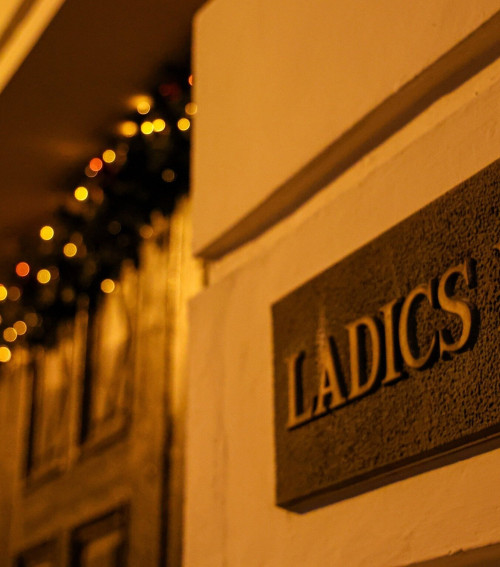 Advent a Ladics-házban: Természetesen a fára - alkotó délelőtt