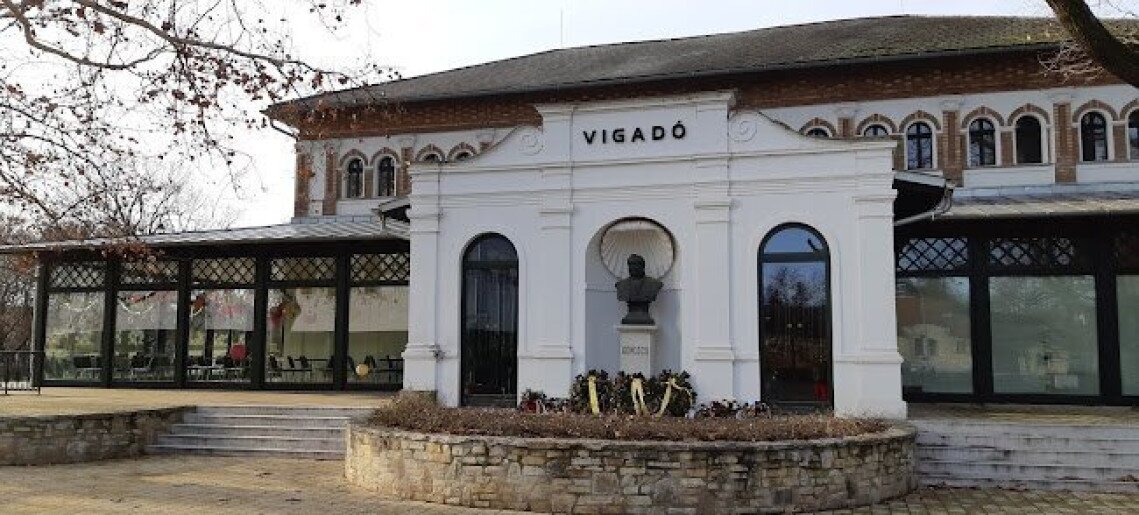 Adventi táncház a Vigadóban