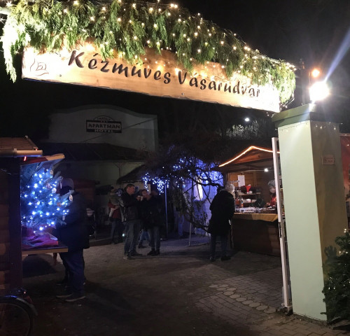 Adventi vásárok a Kézműves Vásárudvarban