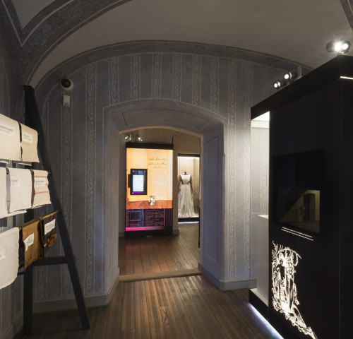 Almásy-kastély: Játssz és húzz a szerencsédért