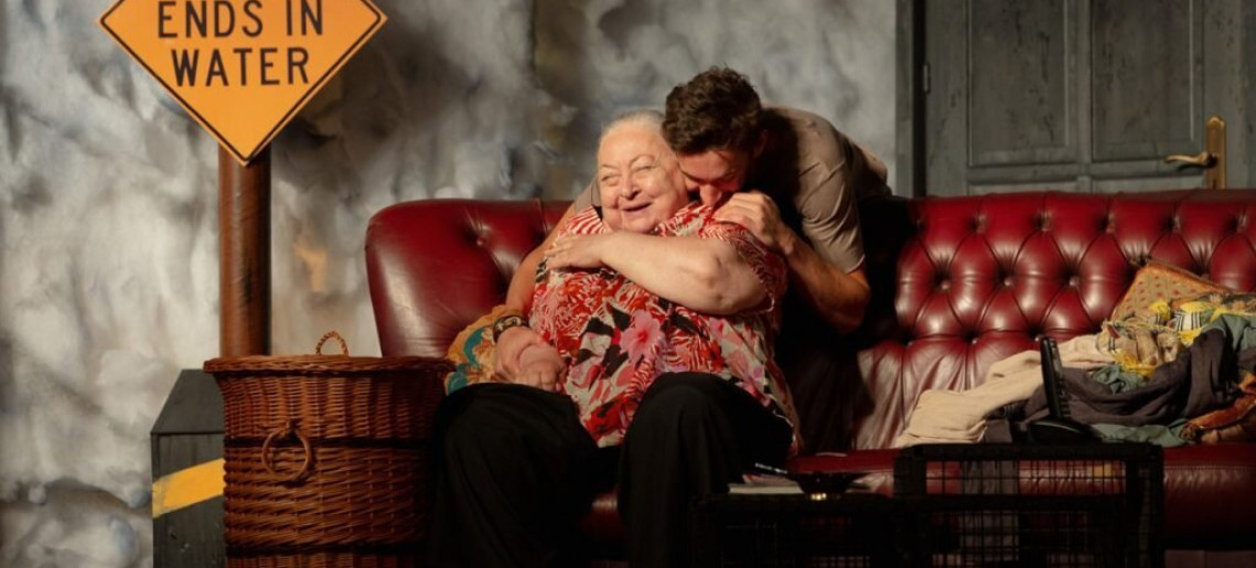 Várszínház – Amy Herzog: Jaj, nagyi!