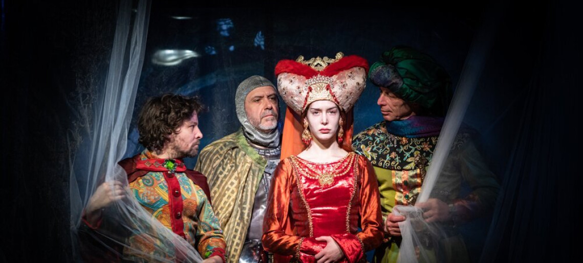 Várszínház – Andrási Attila: Anjou – a liliom útvesztői