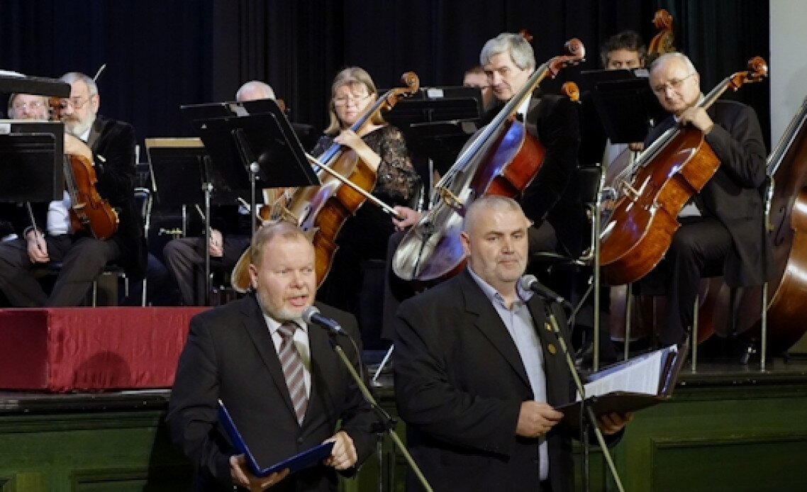 arad-gyula-testvervaros-jubileumi-koncert-02.jpg