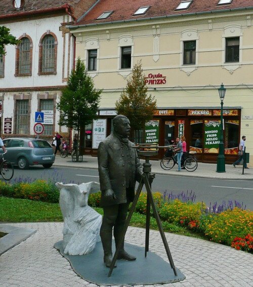 Bodoki Károly szobor
