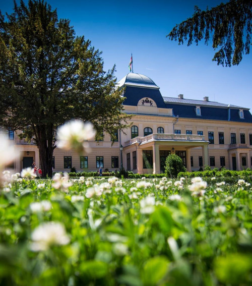 Centrul pentru Vizitatori Castelul Almásy din Gyula