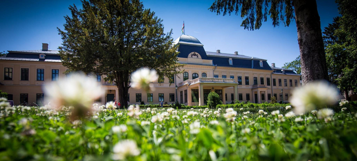Centrul pentru Vizitatori Castelul Almásy din Gyula