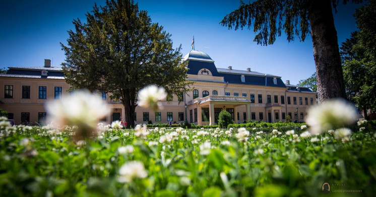 Centrul pentru Vizitatori Castelul Almásy din Gyula