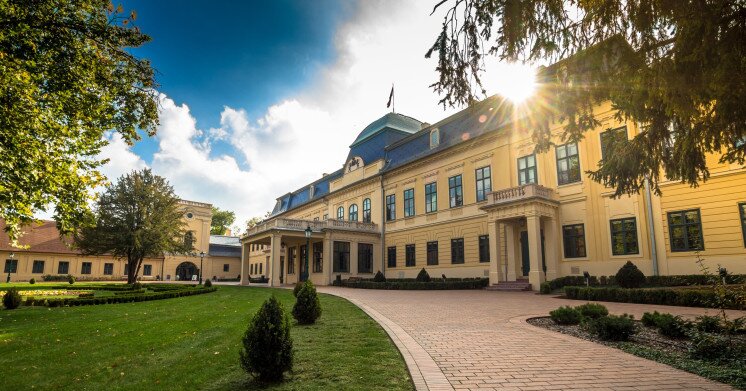 Centrul pentru Vizitatori Castelul Almásy din Gyula