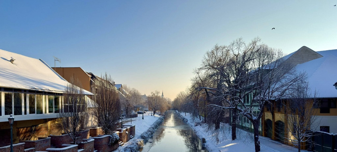 Élővíz Canal (“Living Water” Canal)