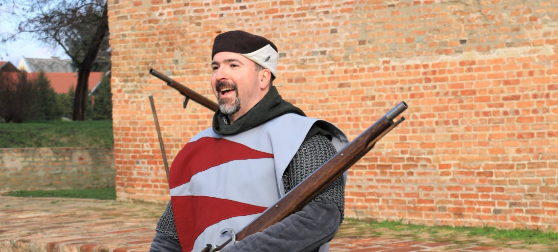 Emlékező lövések a vár feladásának évfordulóján