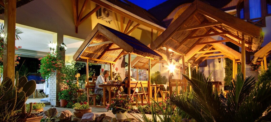 Fodor Hotel and Fish Restaurant