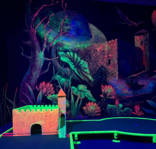 GolfGallery: UV élményfestés