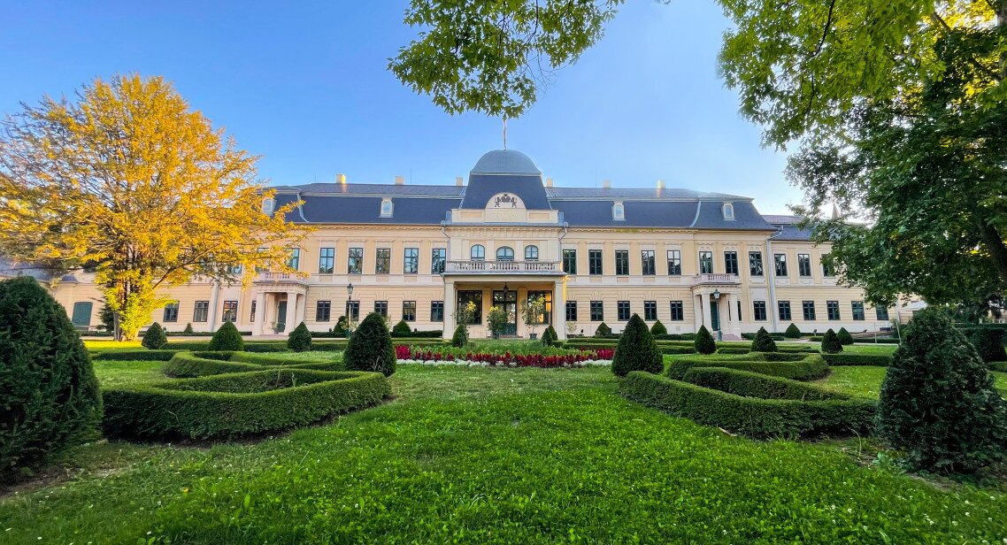 Gyulai-Almásy-kastély (1)