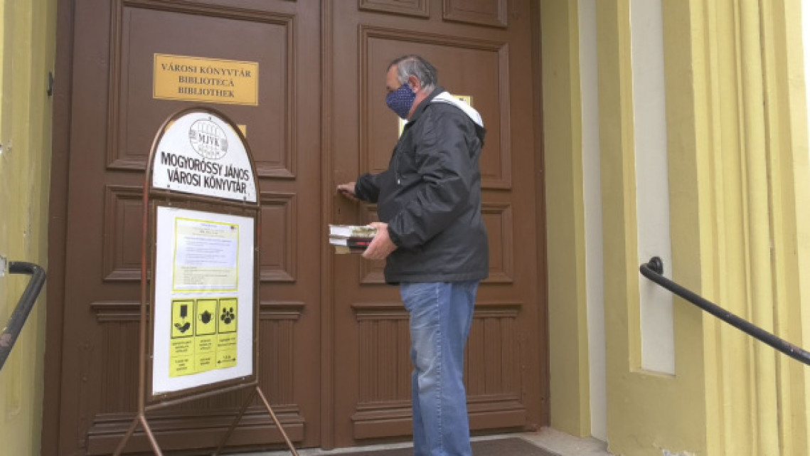 gyulai-konyvtar-nyitvatartas-2020-hirek-01.jpg