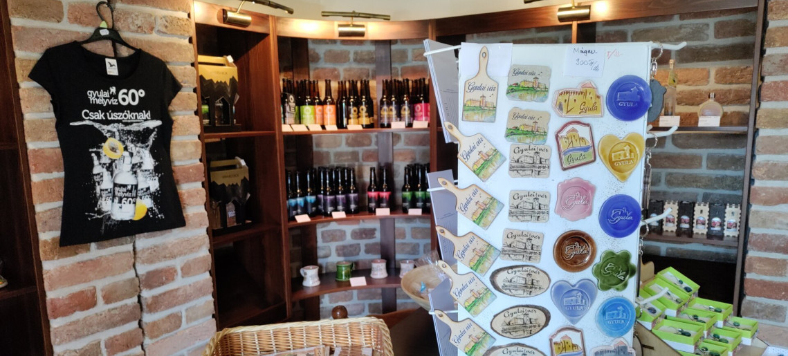 Gyulai Pálinka Manufaktúra mintabolt