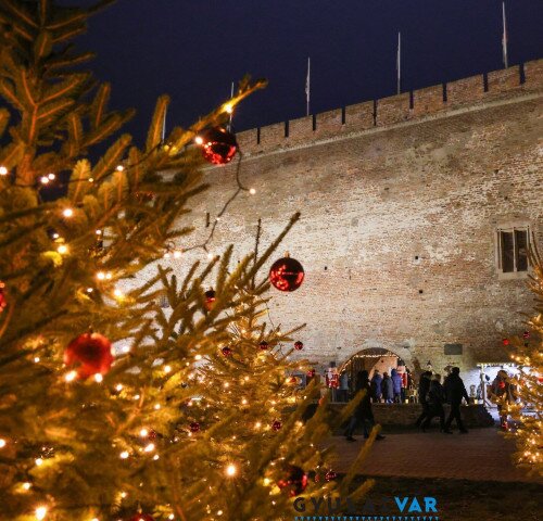 Gyulai Vár: A fenyőillat meséi - történetek gyerekeknek