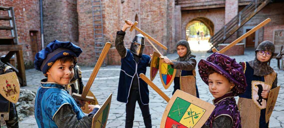 Gyulai Vár: Fegyvertári szemle