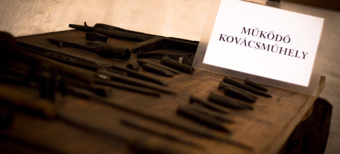 Gyulai Vár: Működő kovácsműhely bemutató