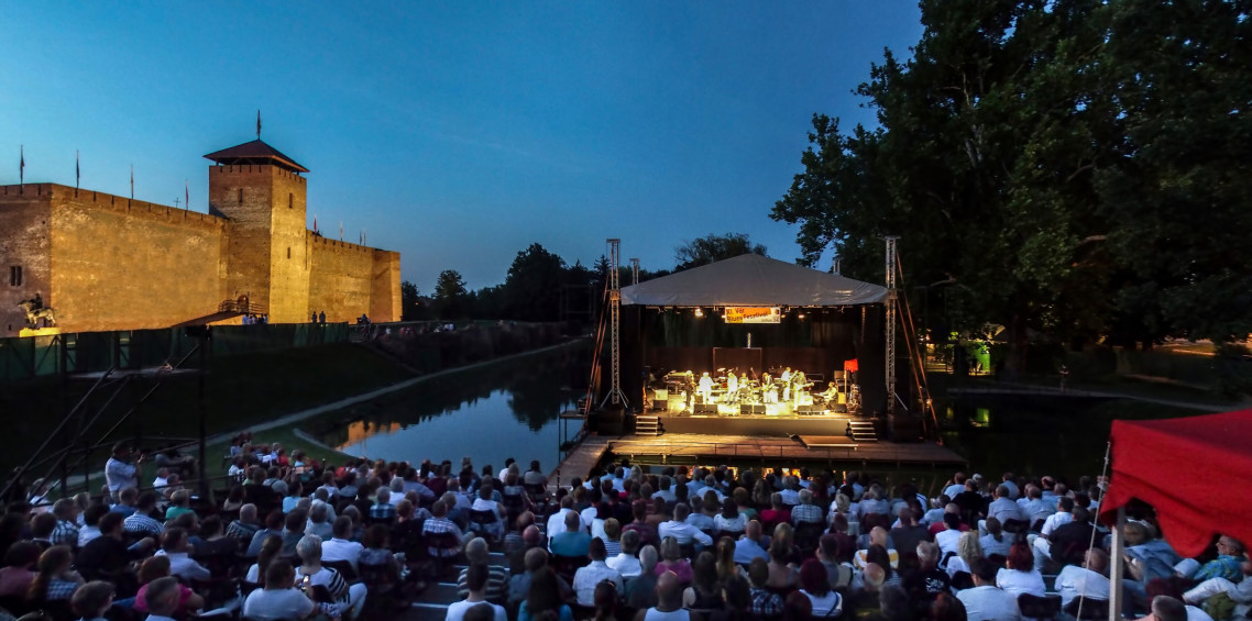 Gyulai Várszínház 02