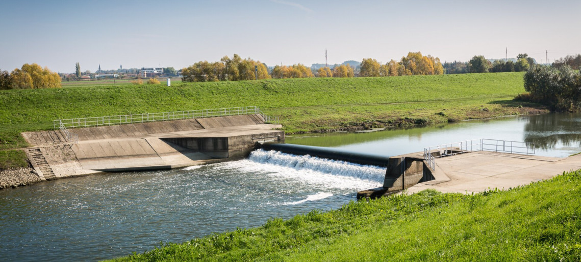 Gyula needle dam
