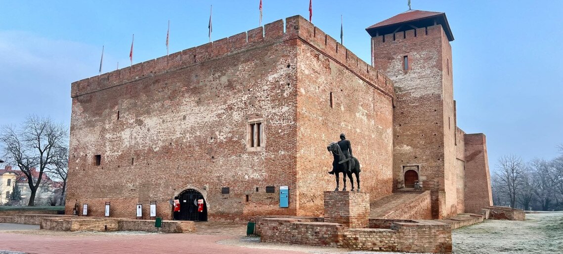 Honvédtisztek a Várkertben - tematikus séta