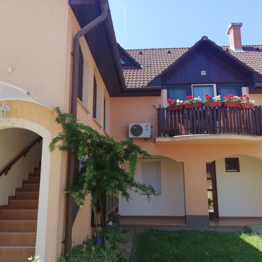 Gallery Apartman Gyula - 4