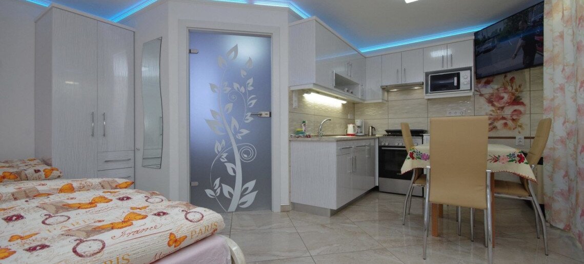 Veronika Apartman De Luxe Gyula - 1