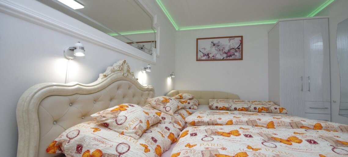 Veronika Apartman De Luxe Gyula - 2