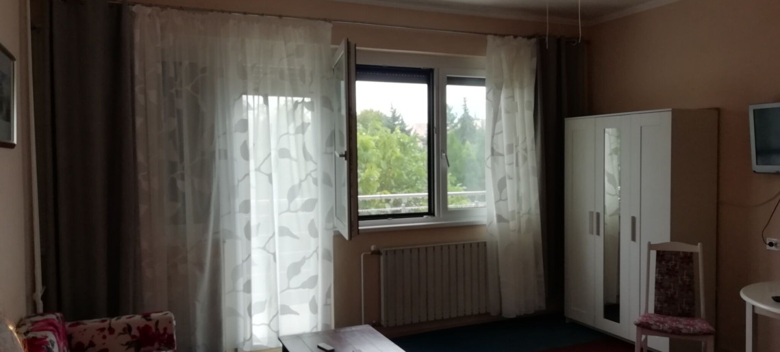 Végvári-Ház Gyula - 3