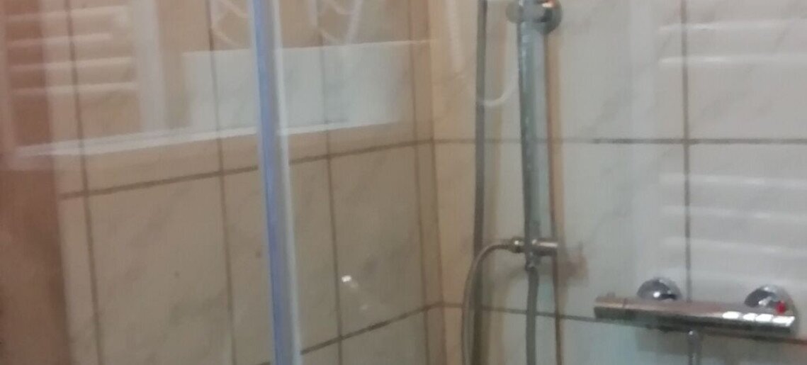 Végvári-Ház Gyula - 9