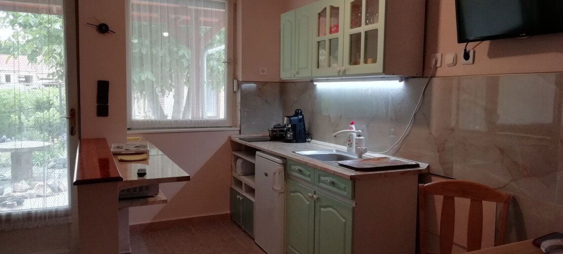 Végvári-Ház Gyula - 4