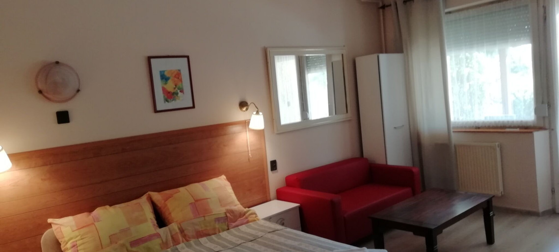 Végvári-Ház Gyula - 7