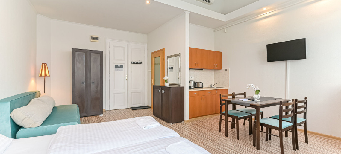 Világóra Apartman Gyula - 8