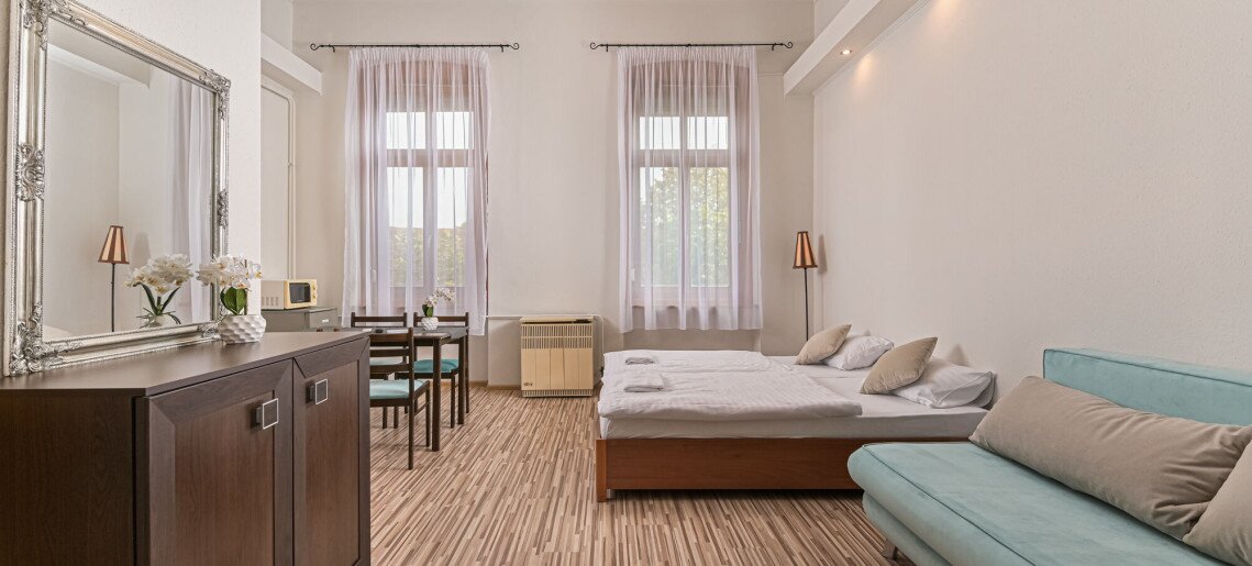 Világóra Apartman Gyula - 11