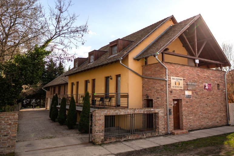 Trio Apartman Gyula - 1