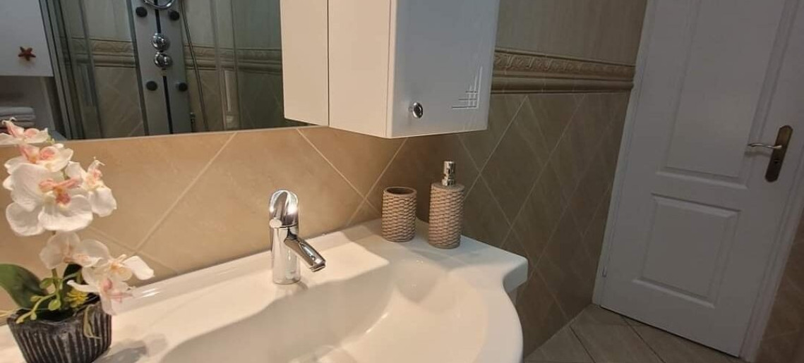 Melcsi Apartman Deluxe Gyula - 16