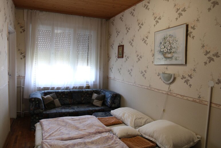 Hajnalka Apartmanház Gyula - 12