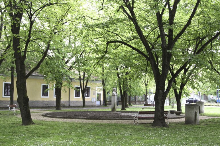 Hajnalka Apartmanház Gyula - 19