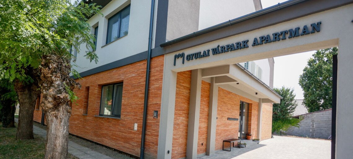 Gyulai Várpark Apartman 1 - 2