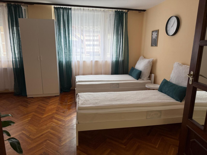 Réz Family Apartmanok Gyula - 9