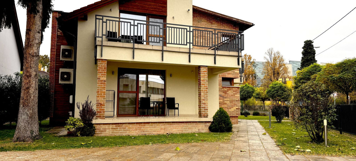 Hídfő Apartman Gyula - 1