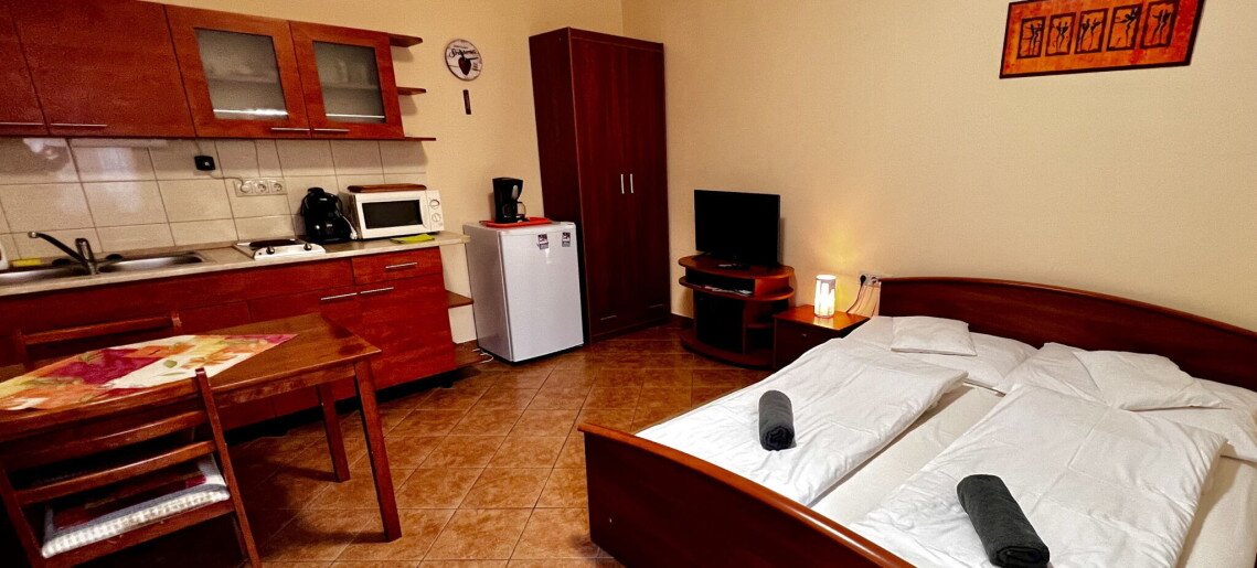 Kolbászház Apartman Gyula - 9