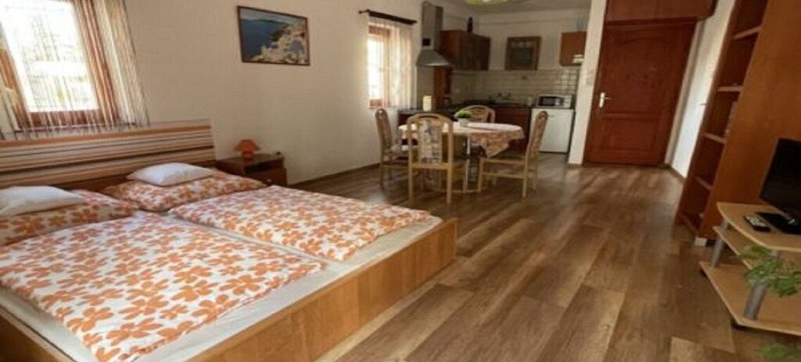Hellasz Apartman Gyula - 5