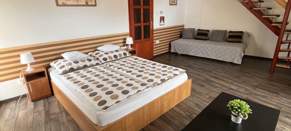 Hellasz Apartman Gyula - 6