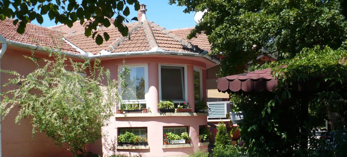 Éva Apartmanház Gyula - 1