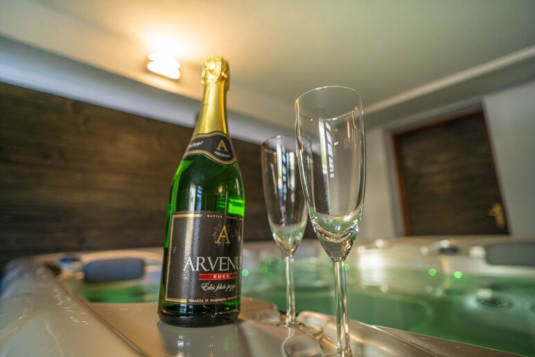 4 Ász Deluxe Apartman Gyula - 10