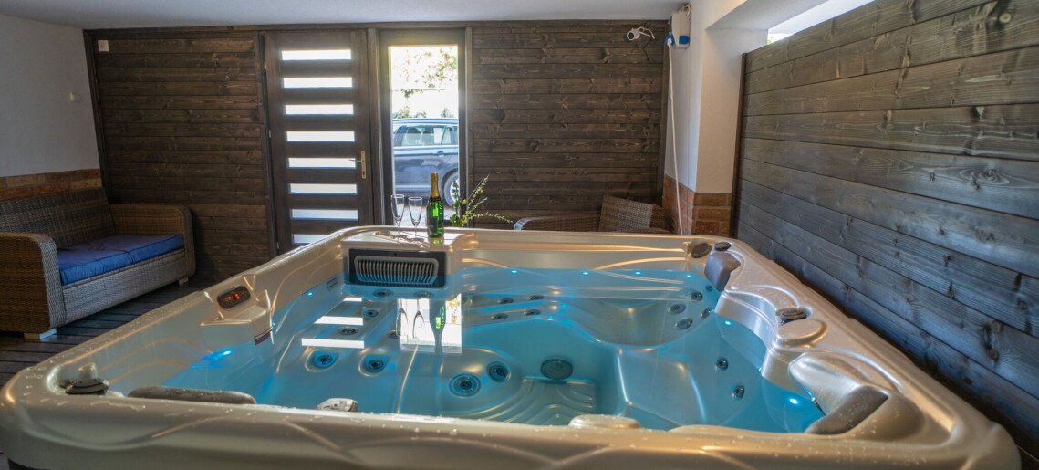 4 Ász Deluxe Apartman Gyula - 2